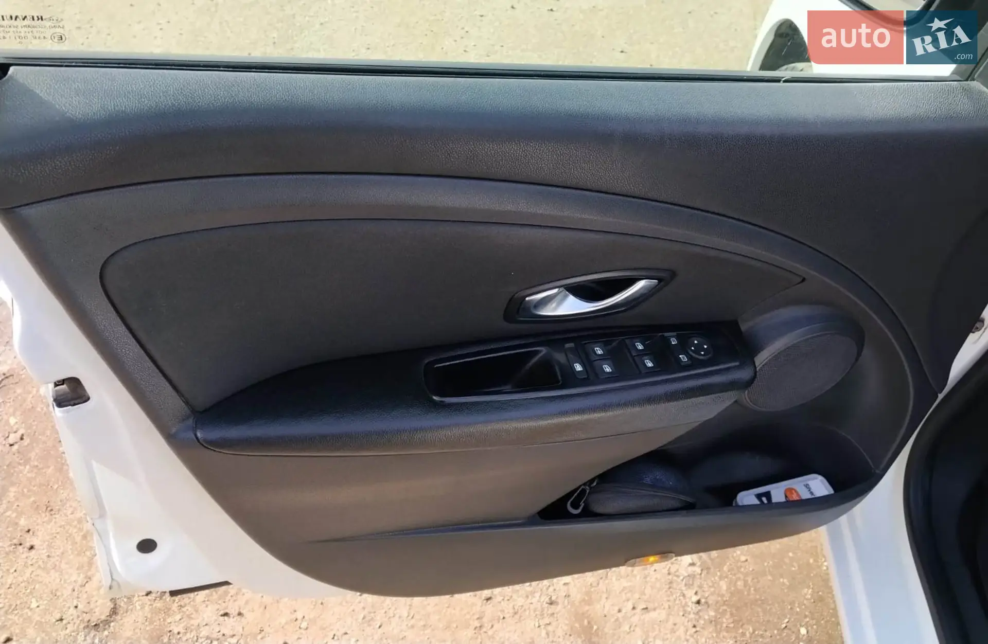 2010 Renault Megane - мініатюра 9