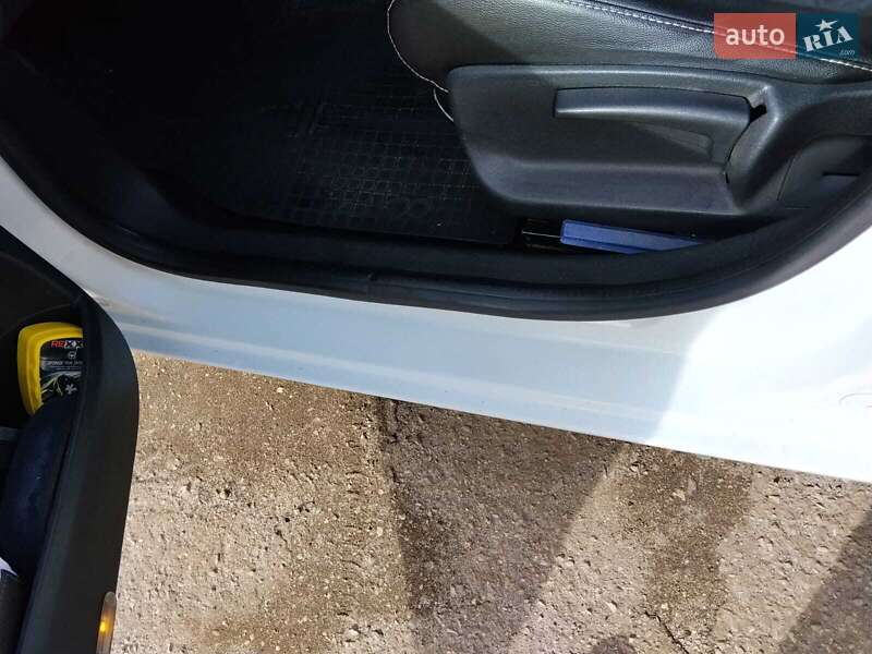 Універсал Renault Megane 2010 в Тернополі фото 16 Універсал Renault Megane 2010 в Тернополі