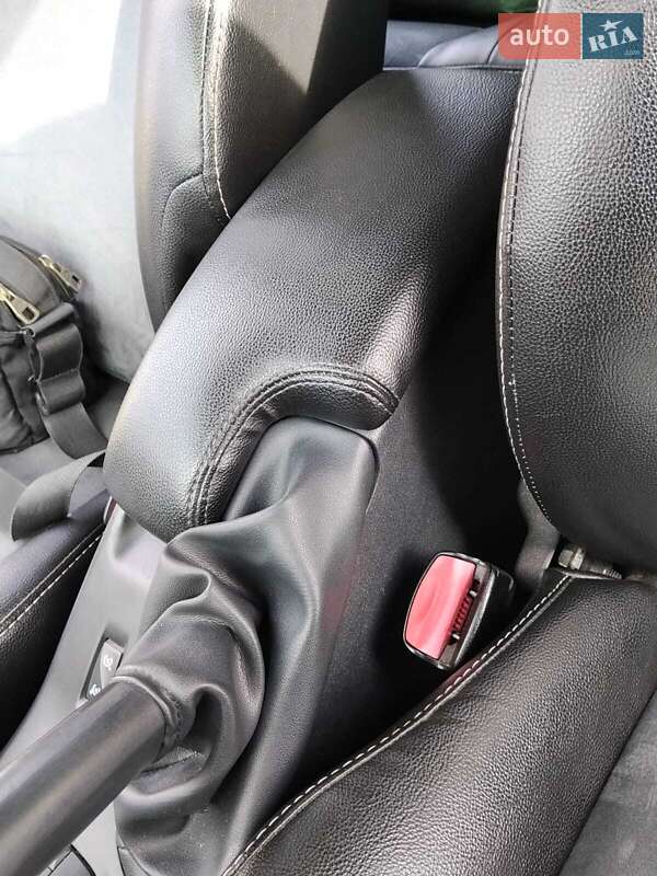 Універсал Renault Megane 2010 в Тернополі фото 26 Універсал Renault Megane 2010 в Тернополі