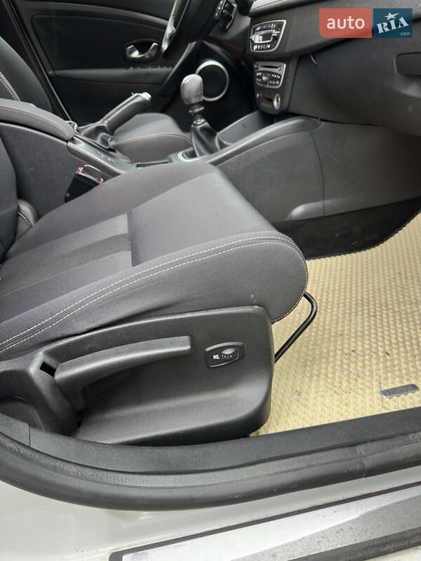 Универсал Renault Megane 2009 в Черновцах фото 17 Универсал Renault Megane 2009 в Черновцах