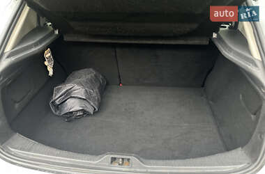 Хетчбек Renault Megane 2011 в 