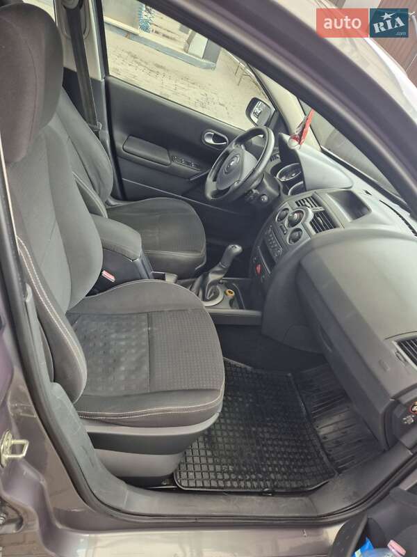 Универсал Renault Megane 2005 в Луцке фото 10 Универсал Renault Megane 2005 в Луцке