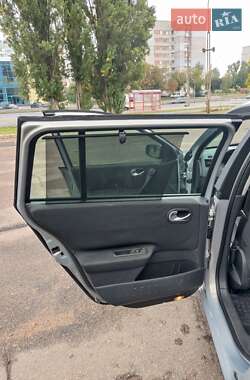 Універсал Renault Megane 2005 в  фото 7 Універсал Renault Megane 2005 в