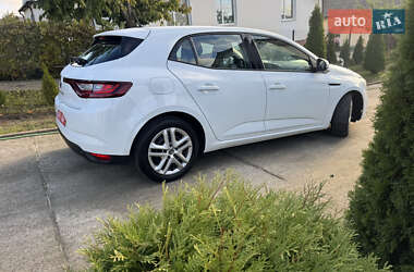 Хэтчбек Renault Megane 2018 в 