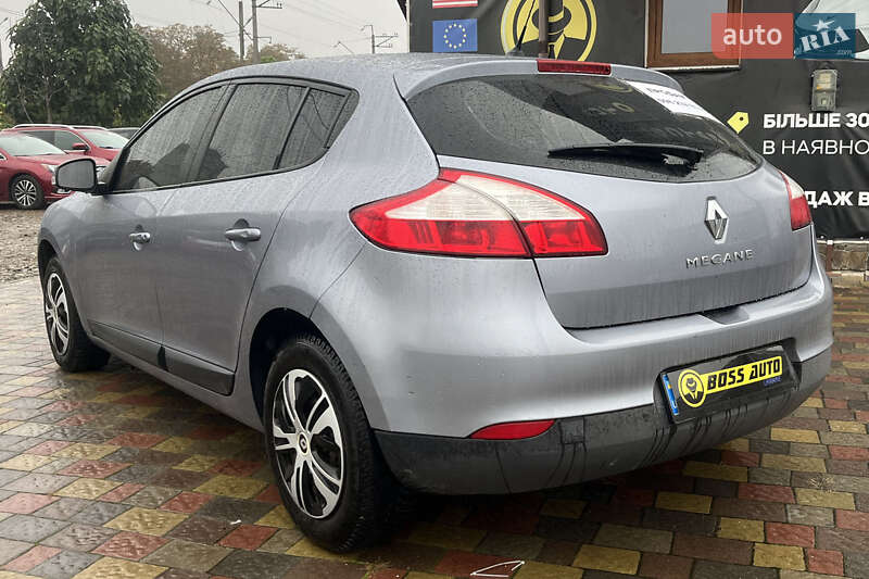 Хетчбек Renault Megane 2009 в Стрию
