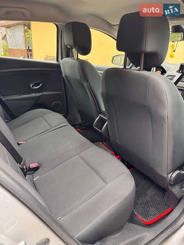 Хетчбек Renault Megane 2014 в Ковелі фото 10 Хетчбек Renault Megane 2014 в Ковелі