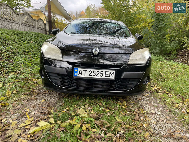 Хетчбек Renault Megane 2009 в Снятині фото 3 Хетчбек Renault Megane 2009 в Снятині