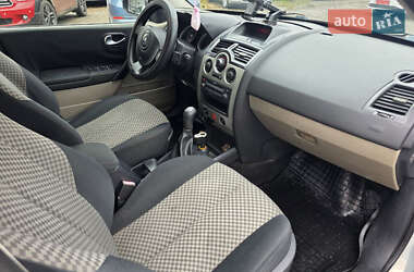 Универсал Renault Megane 2004 в 