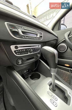 Универсал Renault Megane 2010 в 