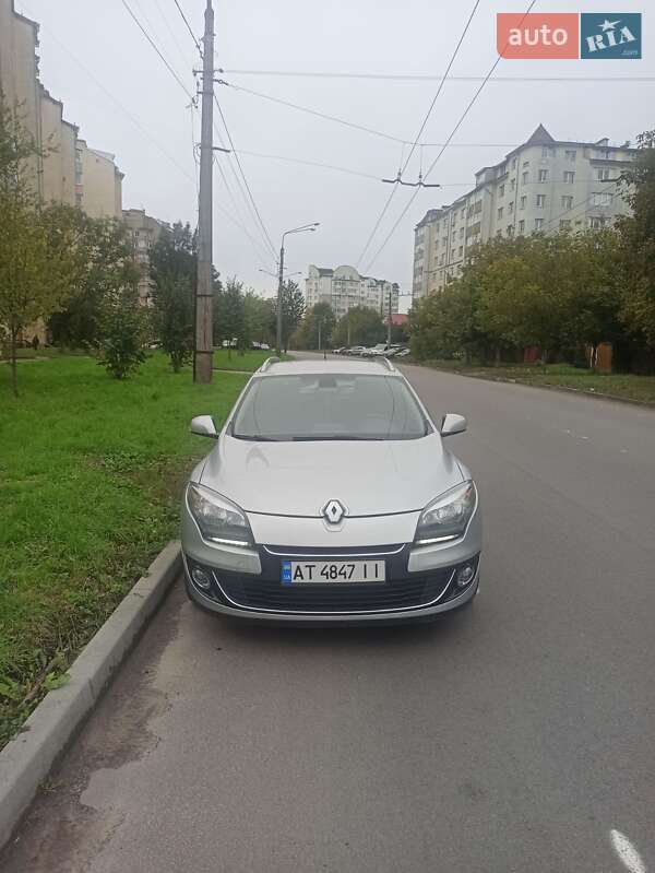 Універсал Renault Megane 2013 в Івано-Франківську фото 2 Універсал Renault Megane 2013 в Івано-Франківську