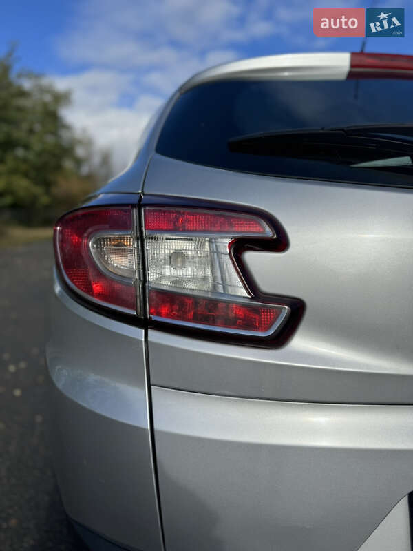 Универсал Renault Megane 2014 в Киеве