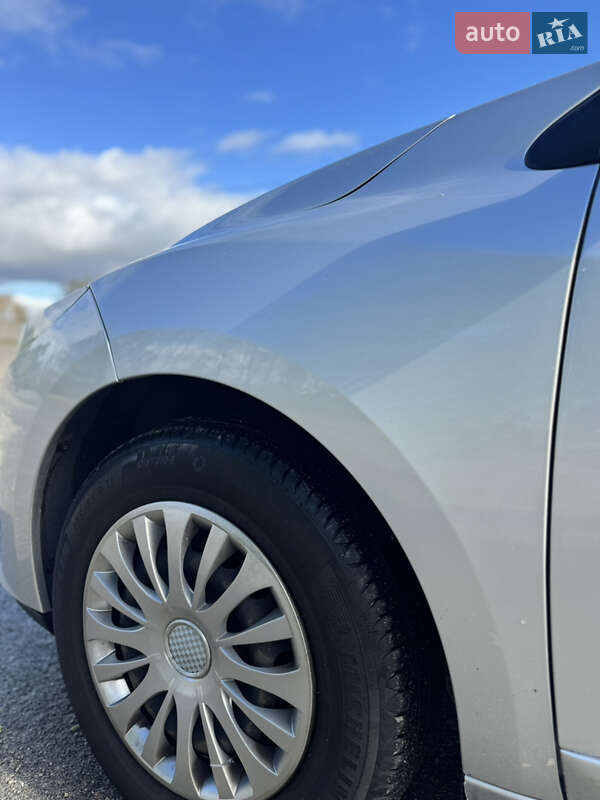 Универсал Renault Megane 2014 в Киеве