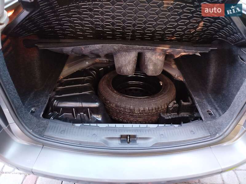 Універсал Renault Megane 2005 в Стебнику фото 7 Універсал Renault Megane 2005 в Стебнику