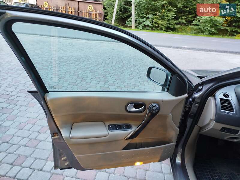 Універсал Renault Megane 2005 в Стебнику фото 24 Універсал Renault Megane 2005 в Стебнику