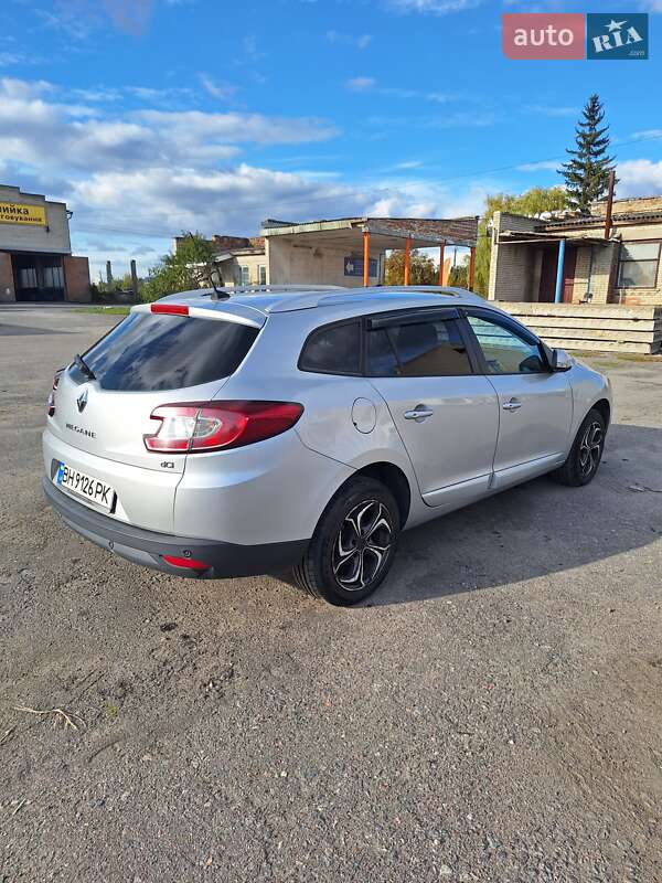 Универсал Renault Megane 2014 в Гайсине