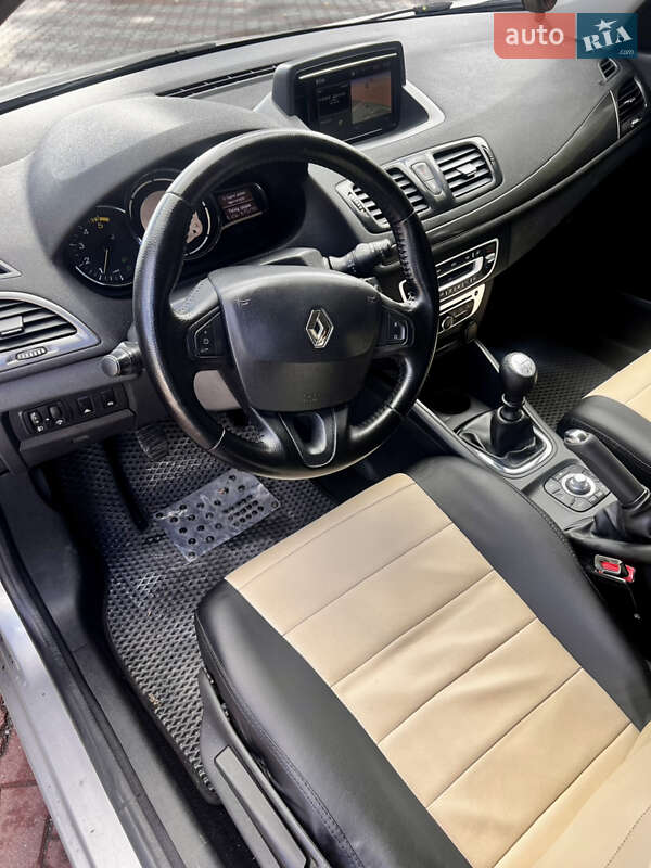Универсал Renault Megane 2014 в Киеве