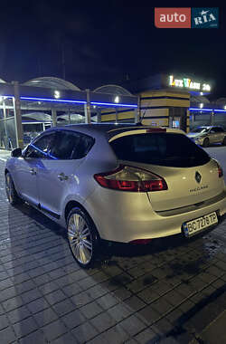 Хэтчбек Renault Megane 2009 в 