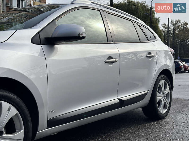 Универсал Renault Megane 2010 в Александрие