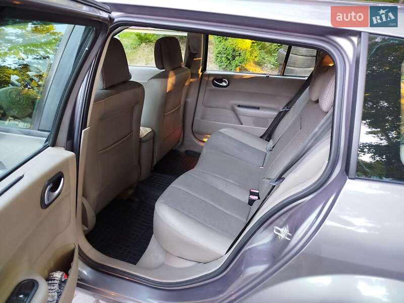 Універсал Renault Megane 2005 в Стебнику фото 71 Універсал Renault Megane 2005 в Стебнику