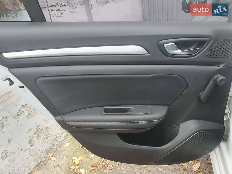 Универсал Renault Megane 2017 в Кременчуге фото 17 Универсал Renault Megane 2017 в Кременчуге