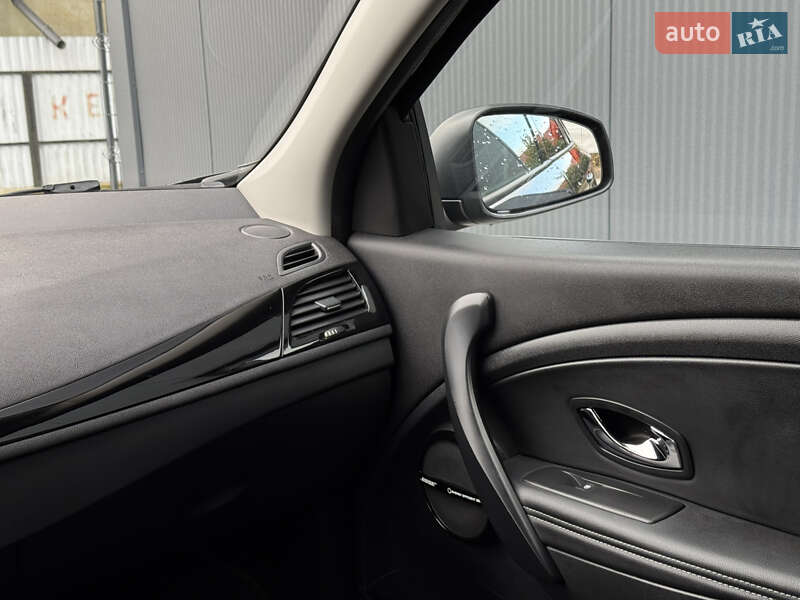 Универсал Renault Megane 2013 в Ровно фото 24 Универсал Renault Megane 2013 в Ровно