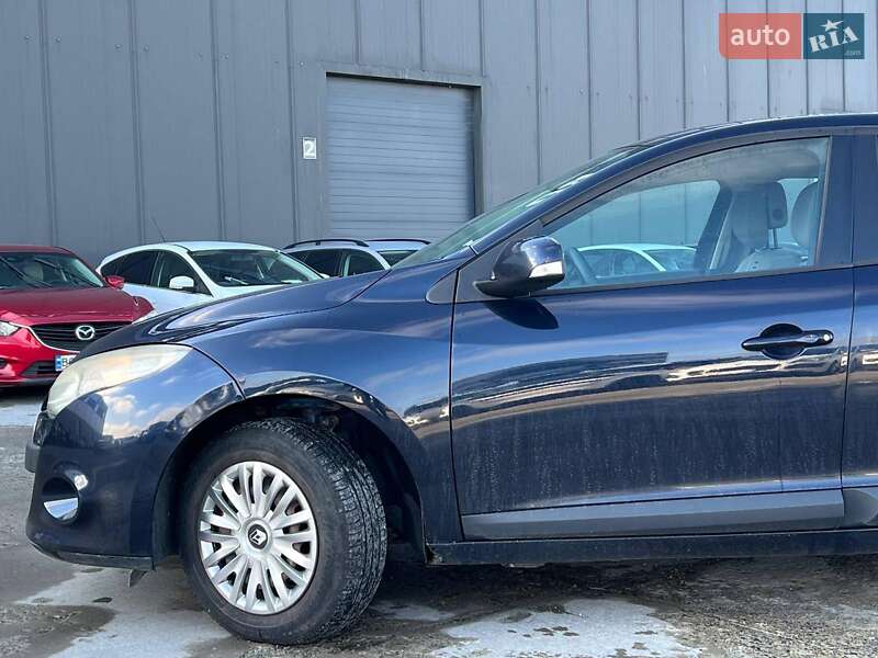 Хетчбек Renault Megane 2009 в Львові фото 3 Хетчбек Renault Megane 2009 в Львові