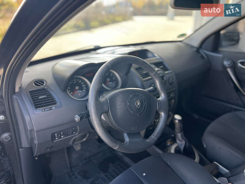 Седан Renault Megane 2003 в Виннице