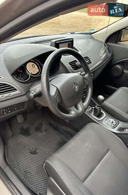 Универсал Renault Megane 2010 в 