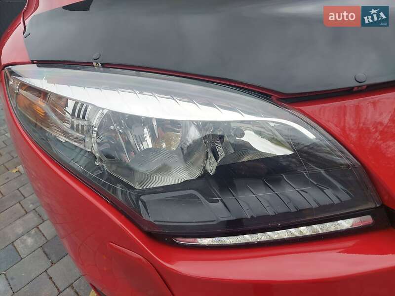 Универсал Renault Megane 2013 в Староконстантинове