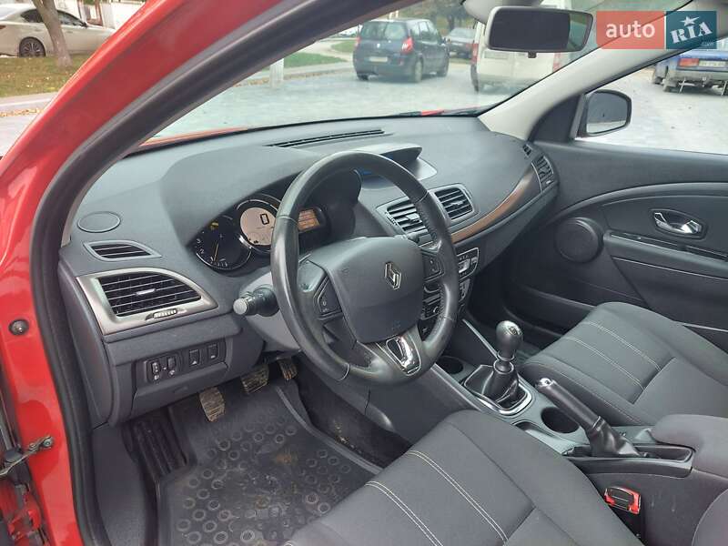Универсал Renault Megane 2013 в Староконстантинове