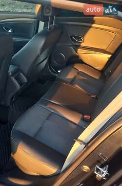 Универсал Renault Megane 2011 в 