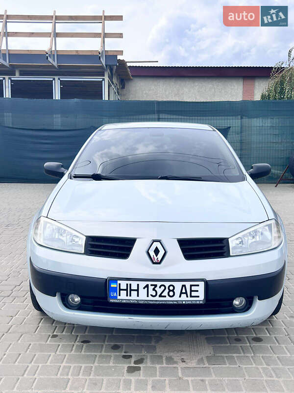 Седан Renault Megane 2004 в 