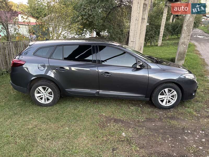 Универсал Renault Megane 2011 в Умани фото 4 Универсал Renault Megane 2011 в Умани