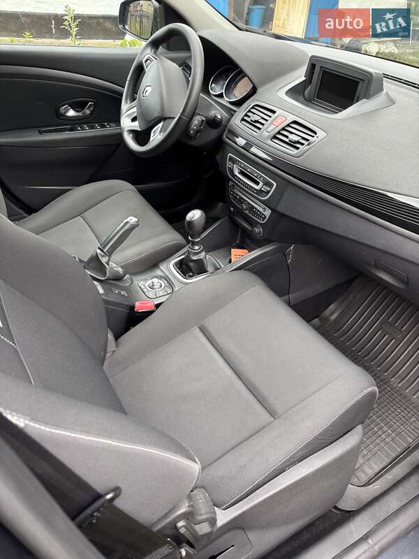 Универсал Renault Megane 2011 в Умани фото 9 Универсал Renault Megane 2011 в Умани