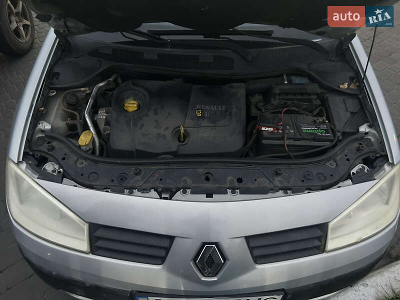 Хэтчбек Renault Megane 2002 в Киеве фото 9 Хэтчбек Renault Megane 2002 в Киеве