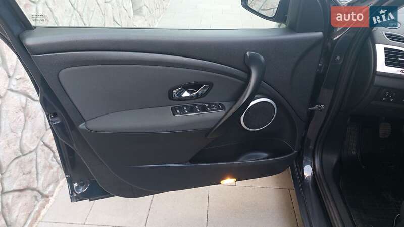 Универсал Renault Megane 2012 в Львове фото 5 Универсал Renault Megane 2012 в Львове