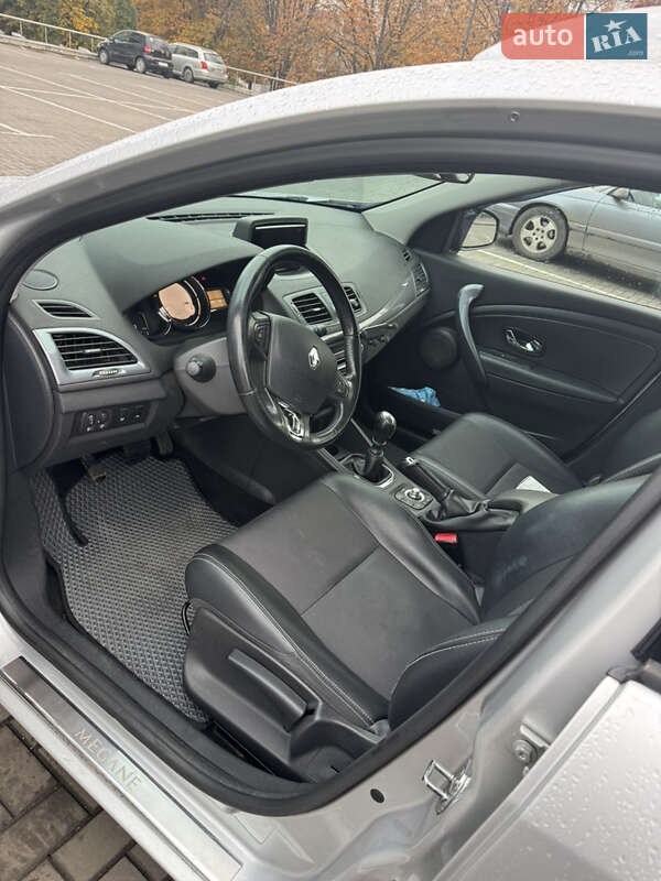 Універсал Renault Megane 2015 в Луцьку