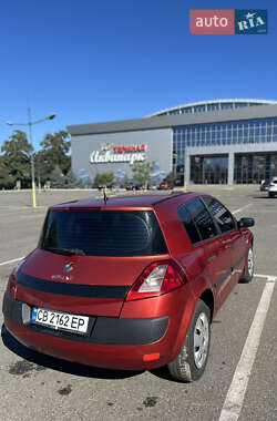 Хэтчбек Renault Megane 2004 в  фото 4 Хэтчбек Renault Megane 2004 в
