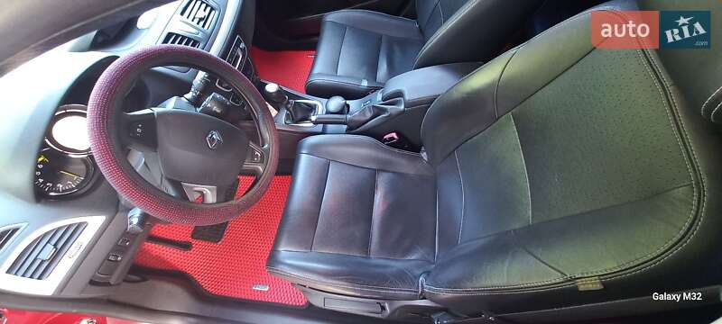 Хетчбек Renault Megane 2009 в Кам'янському фото 5 Хетчбек Renault Megane 2009 в Кам'янському
