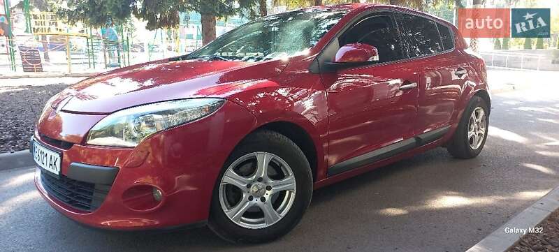 Хетчбек Renault Megane 2009 в Кам'янському фото 15 Хетчбек Renault Megane 2009 в Кам'янському