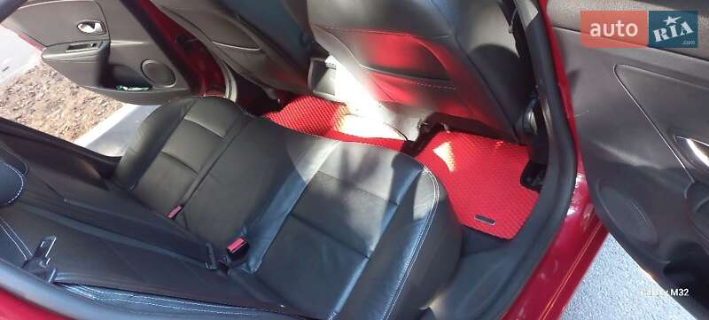 Хетчбек Renault Megane 2009 в Кам'янському фото 17 Хетчбек Renault Megane 2009 в Кам'янському