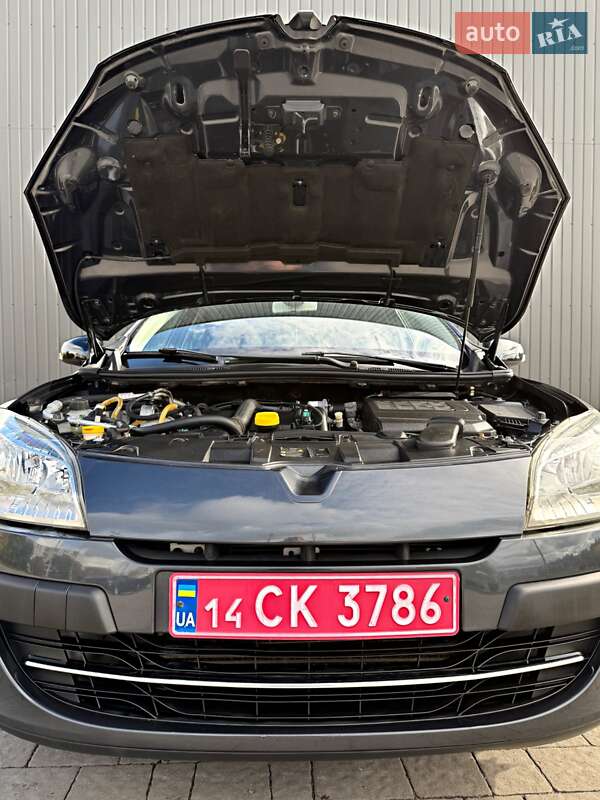 Універсал Renault Megane 2011 в Дрогобичі