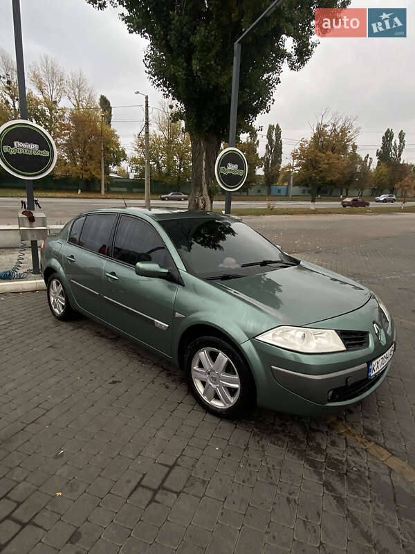 Седан Renault Megane 2006 в Дергачах