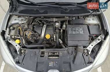 Хетчбек Renault Megane 2010 в 