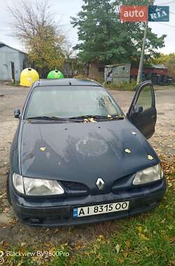 Седан Renault Megane 1998 в Киеве
