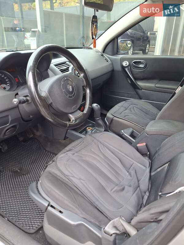 Хетчбек Renault Megane 2004 в Кропивницькому