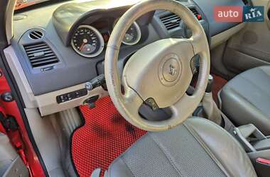 Купе Renault Megane 2004 в 