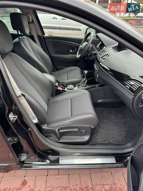 Универсал Renault Megane 2013 в Ровно фото 38 Универсал Renault Megane 2013 в Ровно