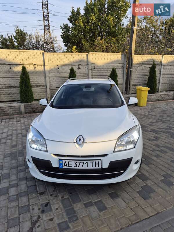 Универсал Renault Megane 2010 в Павлограде фото 10 Универсал Renault Megane 2010 в Павлограде