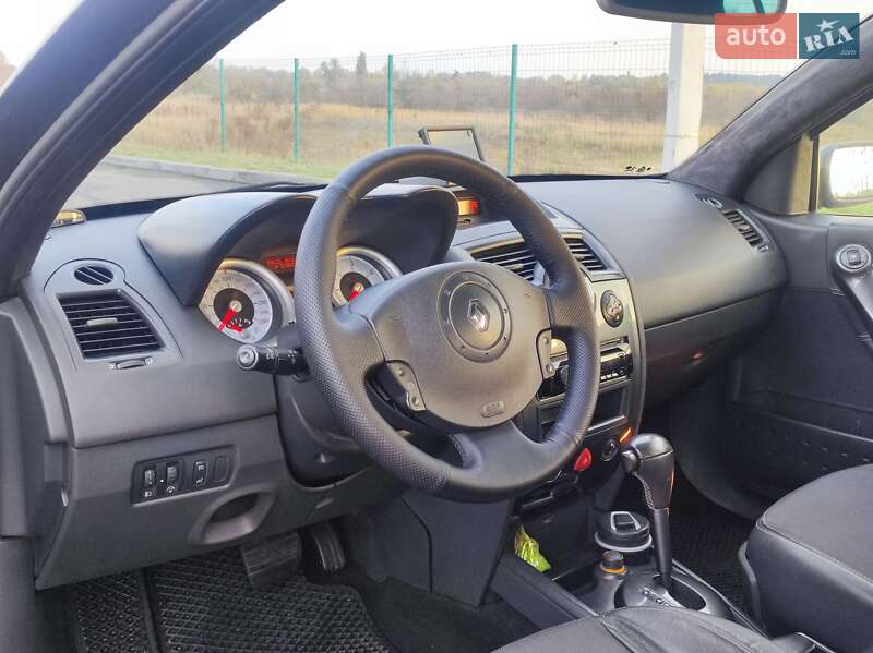 Хэтчбек Renault Megane 2005 в Киеве